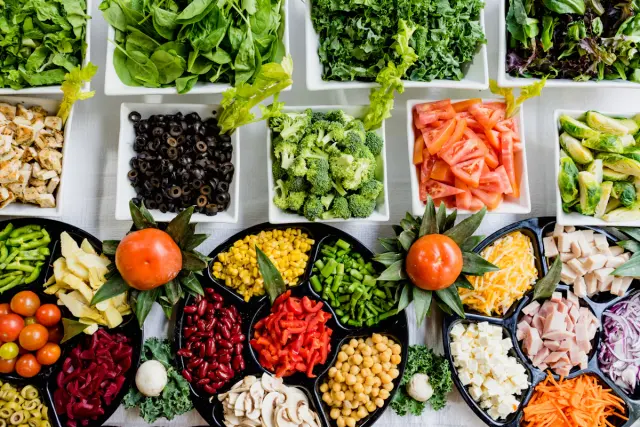 Nutritious balanced meal bowl with grilled chicken, quinoa, and greens